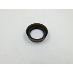 Front hub seal (late)