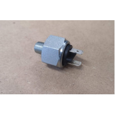 Brake light switch (early)