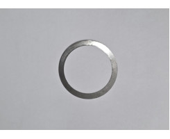 Rear hub bearing shim (10 thou)